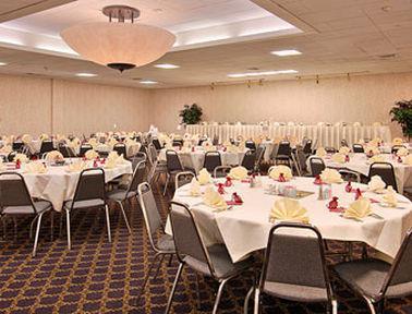 Hotel Ramada Fairview Heights Restaurante foto
