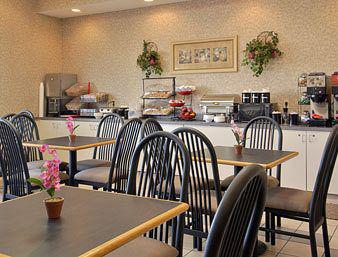 Hotel Ramada Fairview Heights Restaurante foto