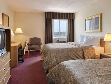 Hotel Ramada Fairview Heights Habitación foto